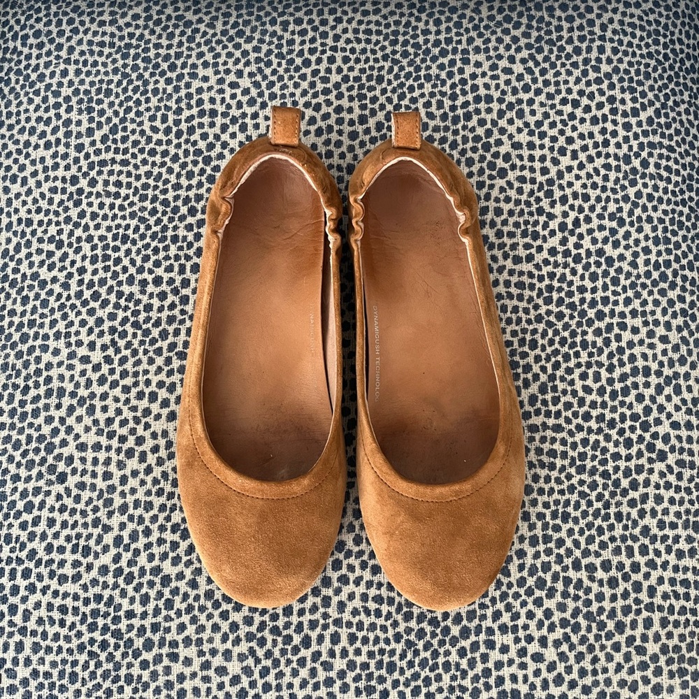 FitFlop Allegro gorgeous, comfortable cognac suede ballet flats sz 9